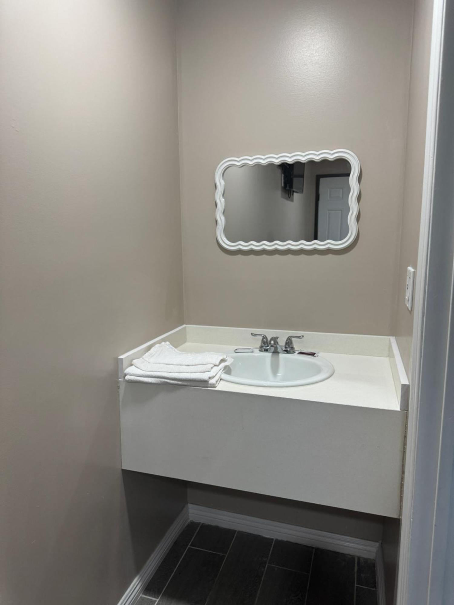 Monterey Motel 롱비치 객실 사진